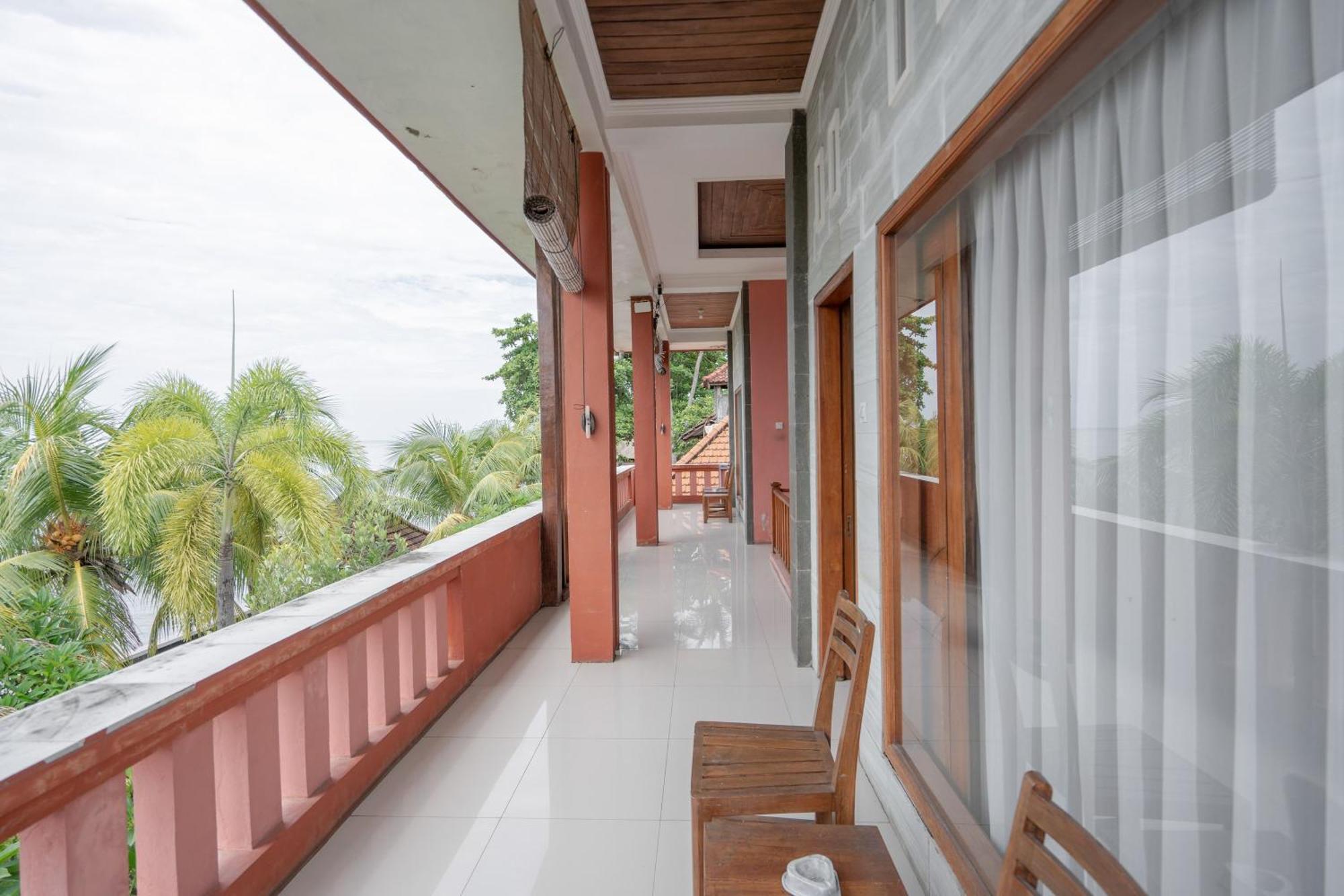 Rommeo Inn Lovina Mitra Reddoorz Temukus Exterior photo